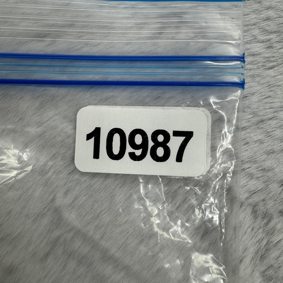 Lucky Brand Jeans Mens 32x32 Blue 221 Straight Denim Zip Fly Classic Medium Wash - Picture 8 of 8